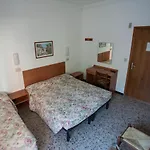 Al Porto 2* Imperia